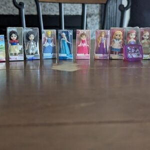 Mini Brands - Disney plus extra assortments